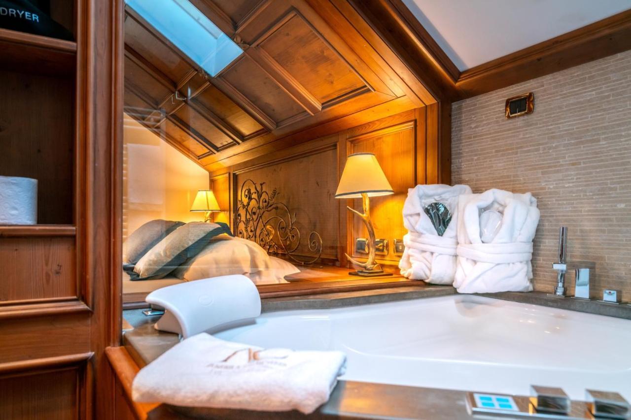Ambra Cortina Luxury&Fashion Hotel Cortina dʼAmpezzo Extérieur photo
