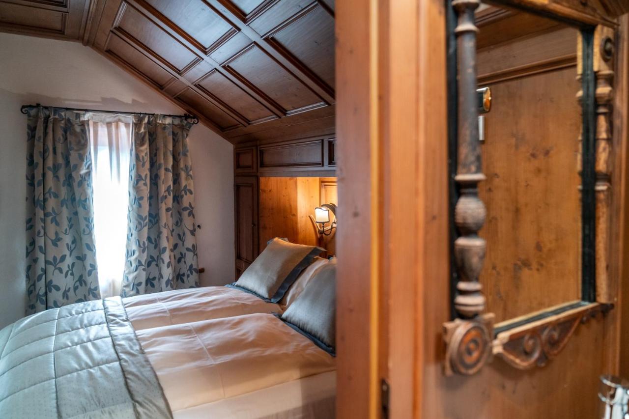 Ambra Cortina Luxury&Fashion Hotel Cortina dʼAmpezzo Extérieur photo