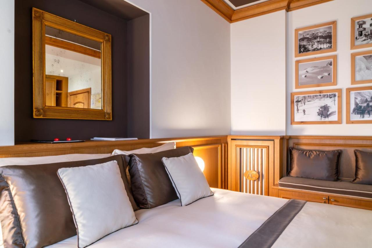 Ambra Cortina Luxury&Fashion Hotel Cortina dʼAmpezzo Extérieur photo