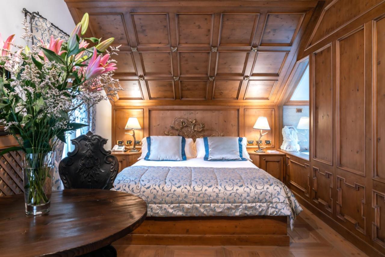 Ambra Cortina Luxury&Fashion Hotel Cortina dʼAmpezzo Extérieur photo