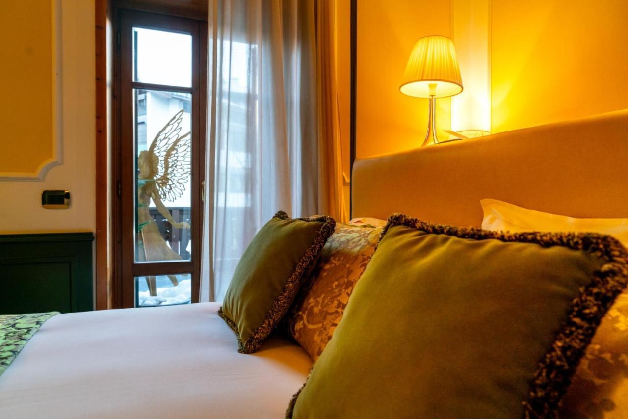 Ambra Cortina Luxury&Fashion Hotel Cortina dʼAmpezzo Extérieur photo