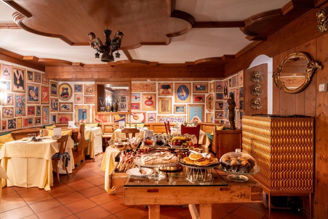Ambra Cortina Luxury&Fashion Hotel Cortina dʼAmpezzo Extérieur photo