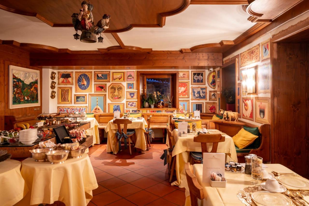 Ambra Cortina Luxury&Fashion Hotel Cortina dʼAmpezzo Extérieur photo