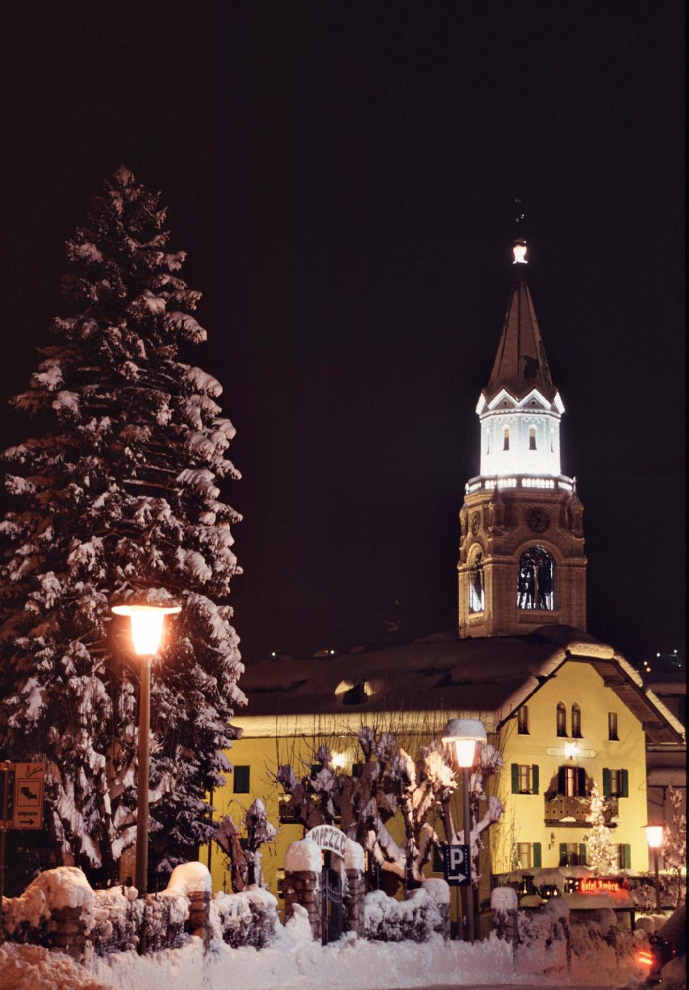 Ambra Cortina Luxury&Fashion Hotel Cortina dʼAmpezzo Extérieur photo
