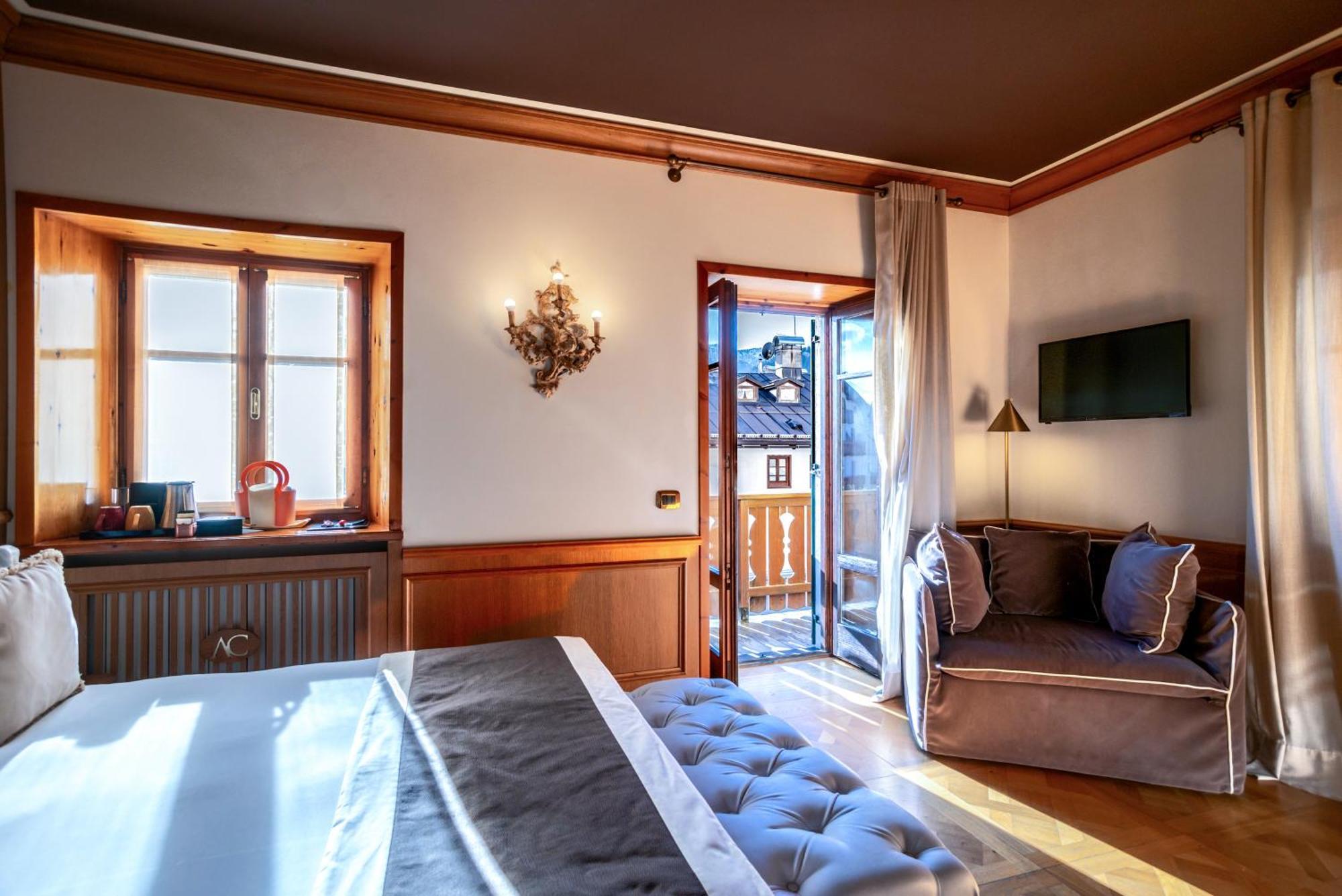 Ambra Cortina Luxury&Fashion Hotel Cortina dʼAmpezzo Extérieur photo