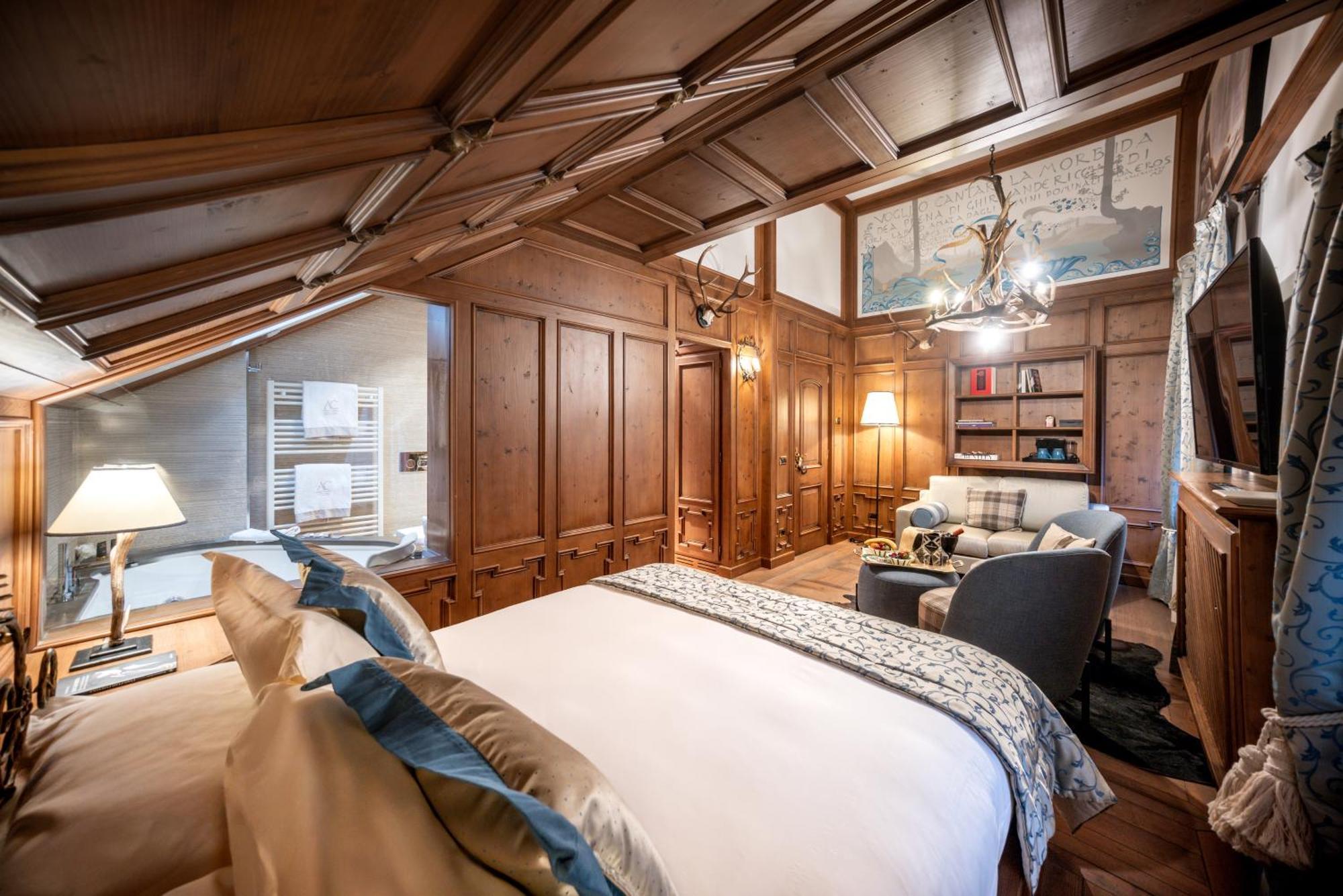 Ambra Cortina Luxury&Fashion Hotel Cortina dʼAmpezzo Extérieur photo